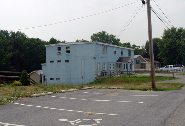 17229 W Washington St in Hagerstown, MD - Building Photo - Building Photo