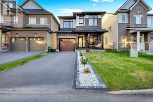 224 Turnbuckle Cres in Ottawa, ON - Building Photo