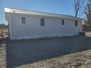 4851 NC-24 in Beulaville, NC - Building Photo - Building Photo