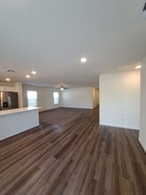 519 San Angelo Ave in Madera, CA - Building Photo - Building Photo
