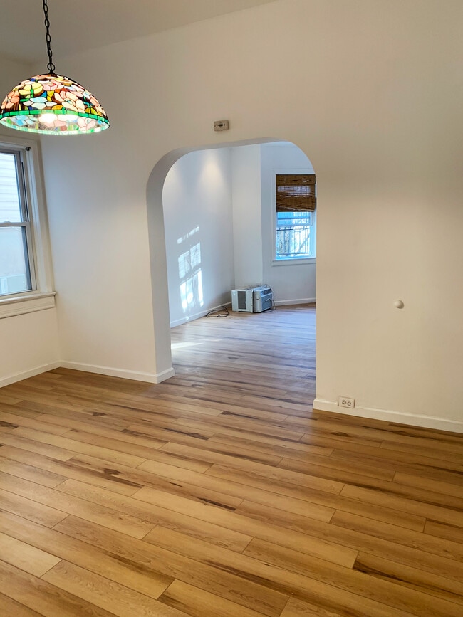 124 73rd St in North Bergen, NJ - Foto de edificio - Building Photo