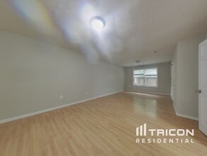 8014 Bullfinch Pl in White Plains, MD - Building Photo - Building Photo