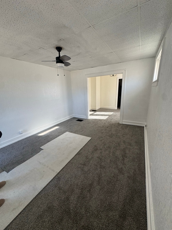 3833 Monroe Ave in Kansas City, MO - Foto de edificio - Building Photo