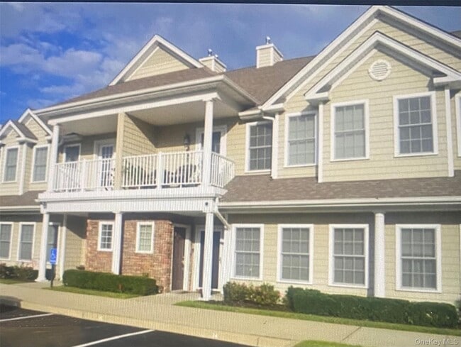 property at 12 Della Dr