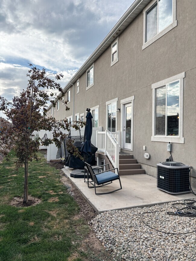 14550 S Quiet Shade Dr in Herriman, UT - Building Photo - Building Photo