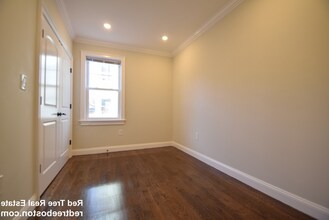 28 Hunnewell Ave-Unit -T03 in Boston, MA - Building Photo - Building Photo