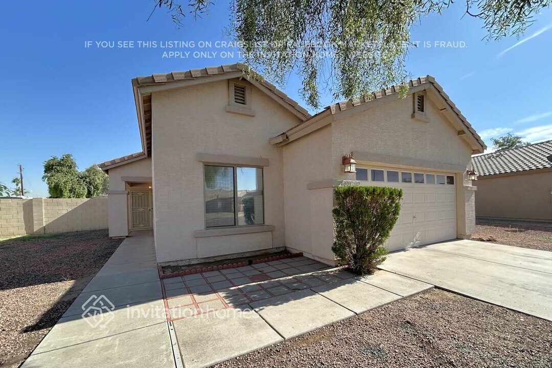 1001 S 4th Ave in Avondale, AZ - Building Photo