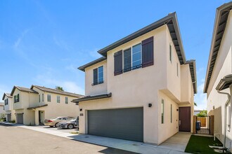 8255 Sophie Ct in Northridge, CA - Building Photo - Building Photo