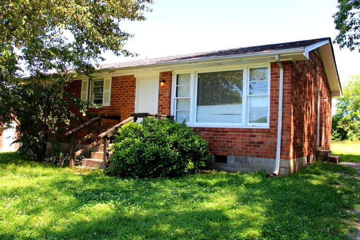 116 Glancy St in Goodlettsville, TN - Building Photo