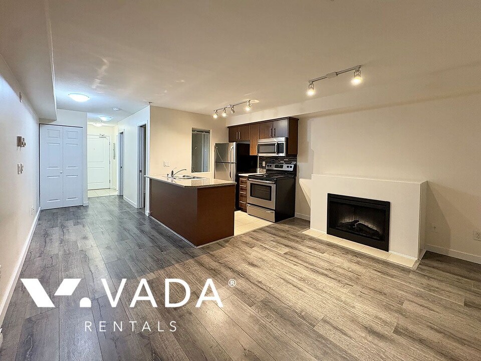 12238-12224 224 St in Maple Ridge, BC - Building Photo