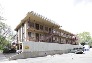 Winstead Arms in Denver, CO - Building Photo