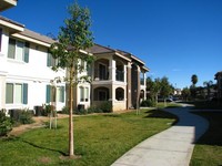 Tuscany Village in Moreno Valley, CA - Foto de edificio - Building Photo