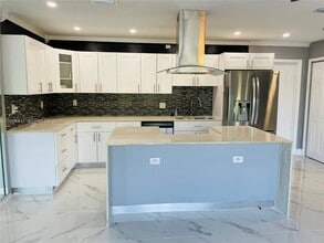 1335 NE 204th Terrace in Miami, FL - Building Photo - Building Photo