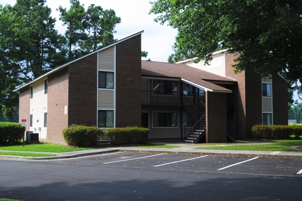 The Oaks Apartments