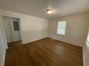 2916 Grand Ave SW in Atlanta, GA - Foto de edificio - Building Photo