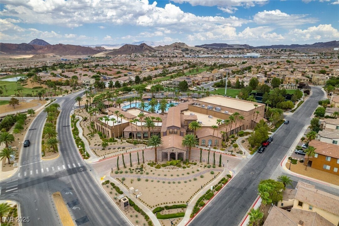 280 Via Di Citta Dr in Henderson, NV - Building Photo