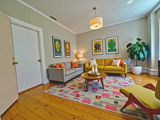 194 Boylston St in Boston, MA - Building Photo - Building Photo