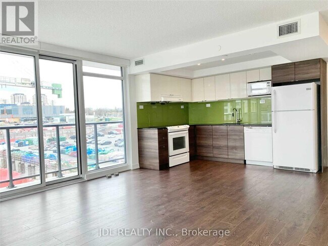 72-372 Esther Shiner Blvd in Toronto, ON - Building Photo - Building Photo