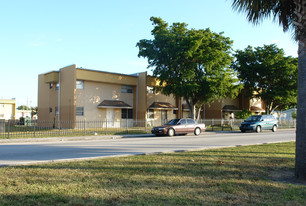 1605 NW 75th St Apartments