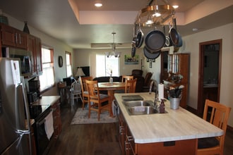 2411 Welhouse Dr in Kaukauna, WI - Building Photo - Building Photo