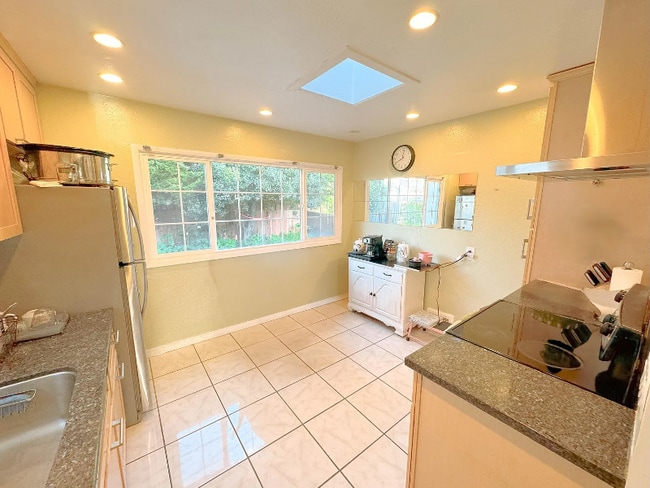 86 Everglade Dr in San Francisco, CA - Building Photo - Building Photo