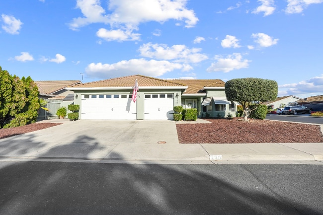 property at 209 Grapewood Ct