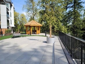 3182 Gladwin Rd in Abbotsford, BC - Building Photo - Building Photo