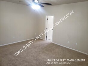 2851 W Turin Ct in Meridian, ID - Building Photo - Building Photo