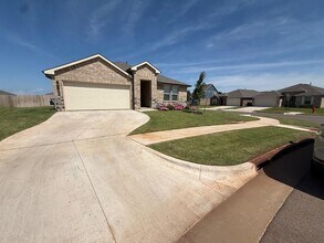 2800 Stormy St in Yukon, OK - Building Photo - Building Photo
