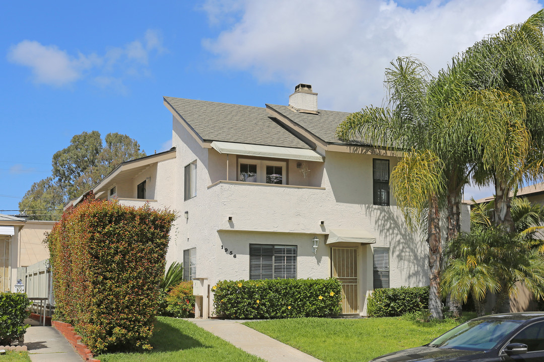 1956 Reed Ave in San Diego, CA - Building Photo