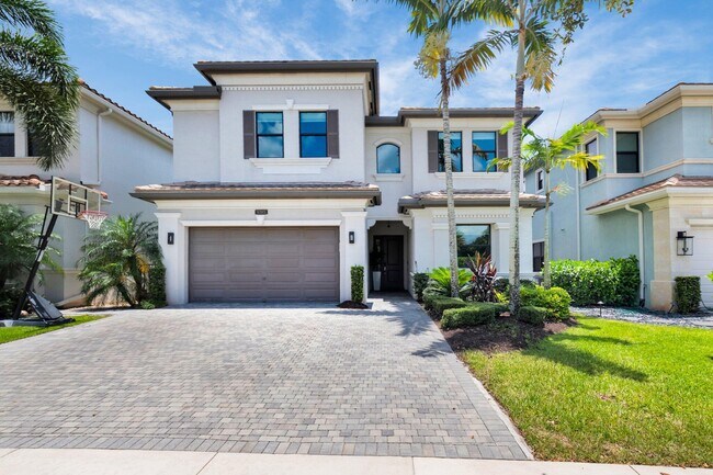 property at 9385 Eden Roc Ct
