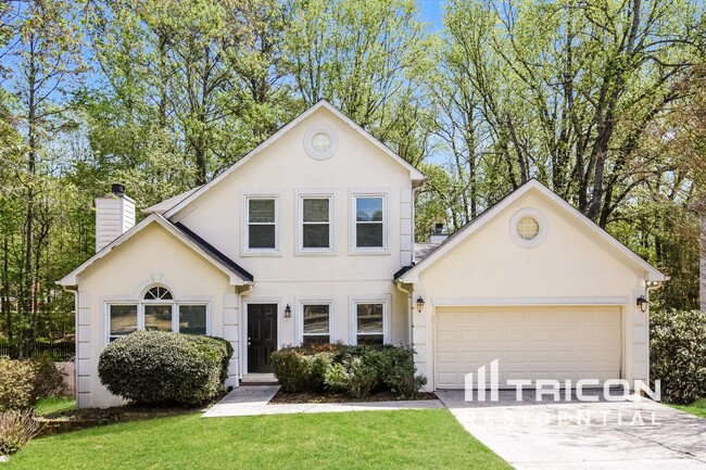4390 Pinewalk Dr