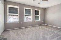 825 Showell Ct photo'