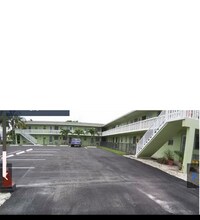 702 N L St in Lake Worth Beach, FL - Building Photo - Building Photo