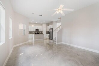 3257 El Camino Real in West Palm Beach, FL - Building Photo - Building Photo