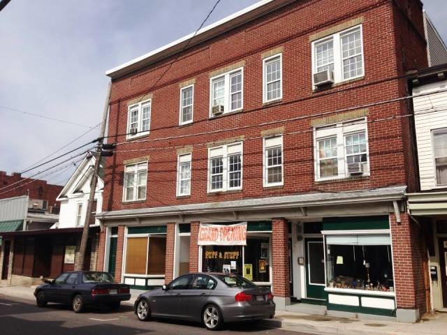 215 Virginia Ave in Cumberland, MD - Building Photo