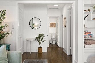 8413 Kittyhawk Ave in Los Angeles, CA - Building Photo - Building Photo