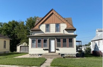 412 W 14th St, Unit B in Hays, KS - Building Photo