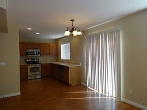 3501 N 106th Ln in Avondale, AZ - Foto de edificio - Building Photo