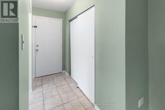 8-8 Delaware Ave in Guelph, ON - Building Photo - Building Photo
