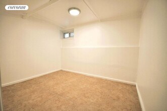 298 E 46th St in Brooklyn, NY - Foto de edificio - Building Photo