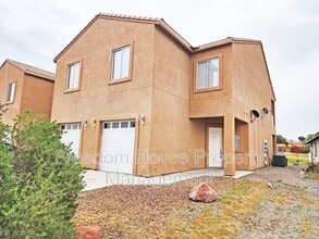 1421 Star Rd in Pahrump, NV - Building Photo - Building Photo