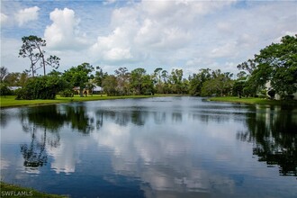 217 Bobolink Way in Naples, FL - Building Photo - Building Photo