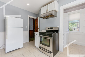 17 Champney St, Unit 2 in Boston, MA - Building Photo - Building Photo
