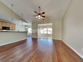 7 Wyndham Dr in Bluffton, SC - Foto de edificio - Building Photo