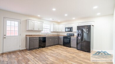 102 Millbury Way in Madison, AL - Building Photo - Building Photo