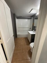 300 S Washington St, Unit A in Hagerstown, IN - Building Photo - Building Photo