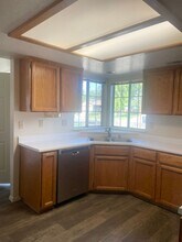 2957 Seminole Dr in Redding, CA - Building Photo - Building Photo