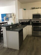 3870 San Simeon Cir in Weston, FL - Building Photo - Building Photo