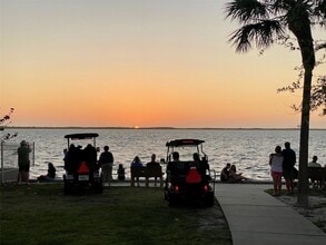 1600 Pasadena Dr in Dunedin, FL - Building Photo - Building Photo